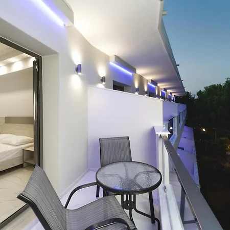 Georgina Hotel